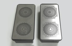 High quality speakers integrated into front lit mirrors